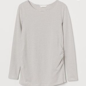H&M stretchy long sleeved tee